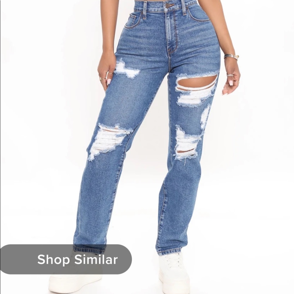 Fashion Nova Destroyed Mom Jeans